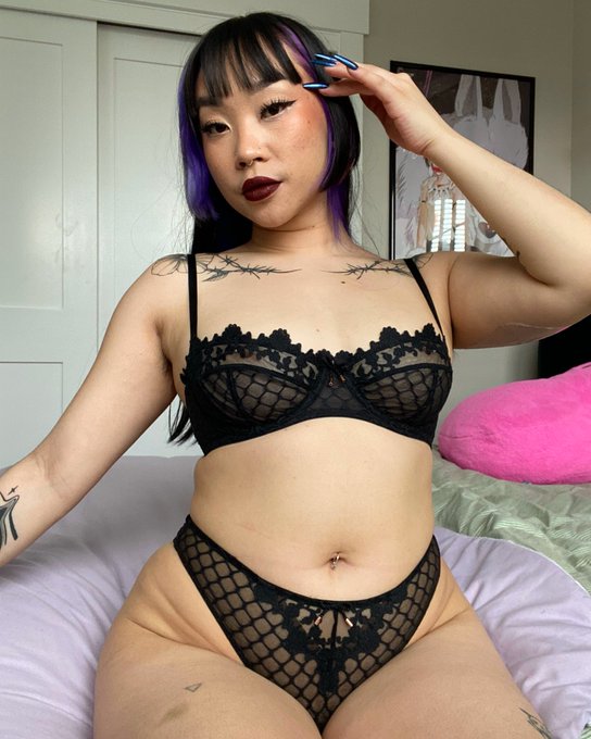 Kiss it kiss it better baby https://t.co/qeMwMZc4Ny