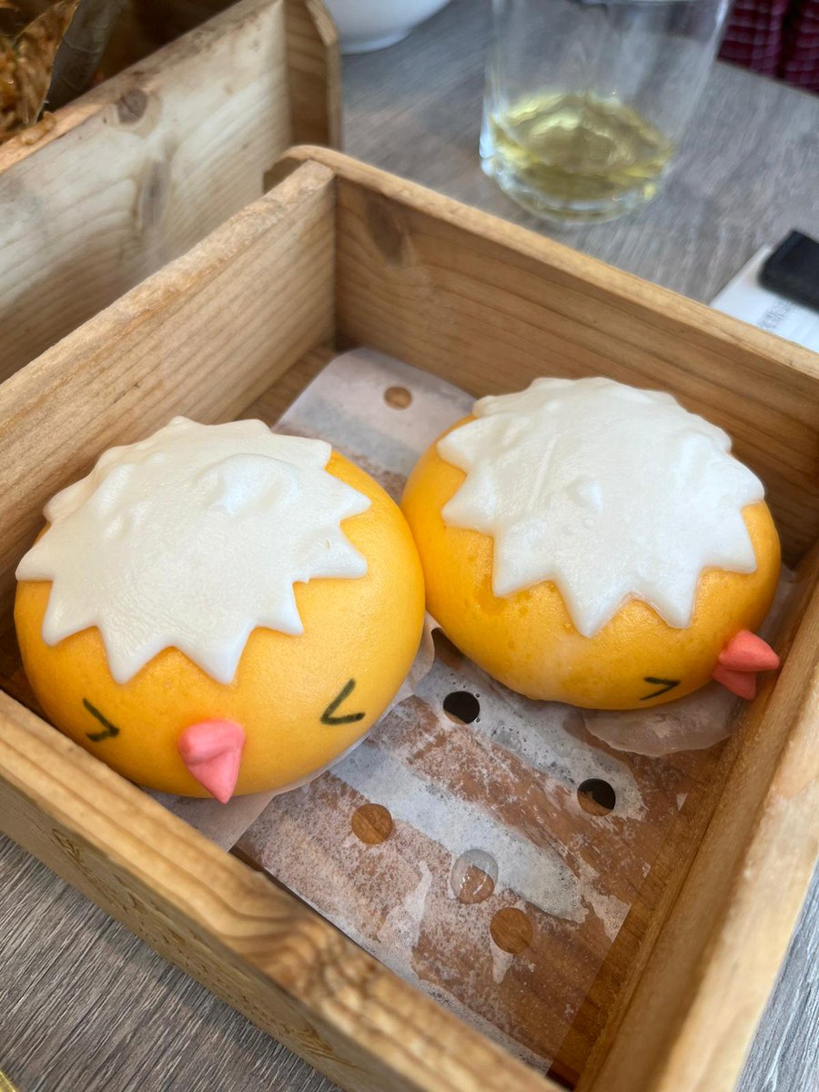 BiotechBec's tweet photo. I miss @AnqiLi_sci who has relocated to HK after her PhD acceptance so I'm looking forward to visiting her when borders are open, but more importantly, look at the cute food that she gets to enjoy daily!!! #jealous https://t.co/9NZ8B2FIAW