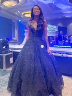 yrenee18's tweet photo. Wasn't a cake walk...but she ate it up!!!
@MissMDTeenusa https://t.co/X6T8QlTJs1