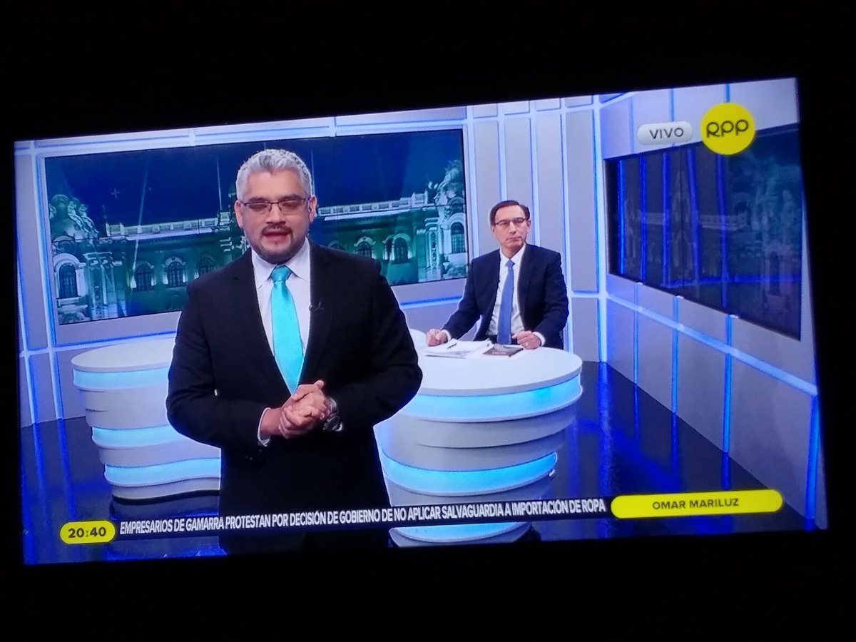 Fiore31806708's tweet photo. @omarmariluz que buenaaaaa has tenido al lagarto bien sentado como una hora de florero 🤣🤣🤣 https://t.co/U9ndJqUSNY