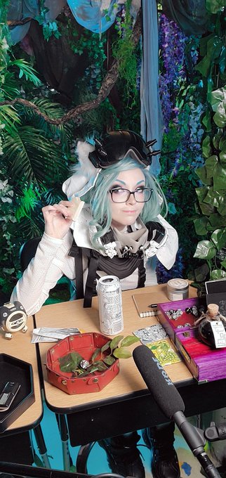 Shoot. Im on the wrong set again, arent I 🙀 https://t.co/ZgEm6q2dtv<a href="/tag/smite"class="tags"><span>#smite</span></a><a href="/tag/gaming"class="tags"><span>#gaming</span></a><a href="/tag/supportsmallerstreamers"class="tags"><span>#supportsmallerstreamers</span></a>