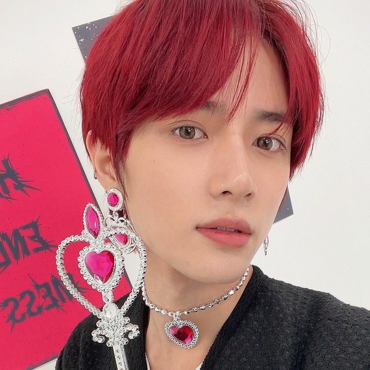 sjwtiny's tweet photo. 💢 BINGO WITH TXT 💢
[ by: @gyubrand ☆ ]

#GOOD_BOY_GONE_BAD 
#투모로우바이투게더 
 #TXT @TXT_bighit 
@TXT_members https://t.co/j2jZOp7Cau