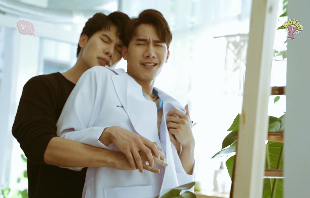 Blismilife1's tweet photo. Necesito contexto JAJAJAJAJA, LOS AMO MUCHO 
#WorldYxMaxTul #maxtul https://t.co/OoIXxpR0hF
