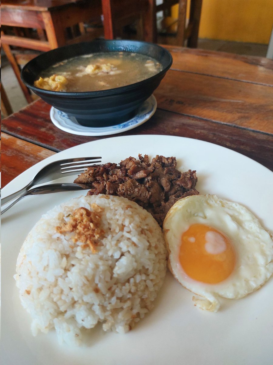 qcflyboi's tweet image. Lunch mga vebs.. #batchoy