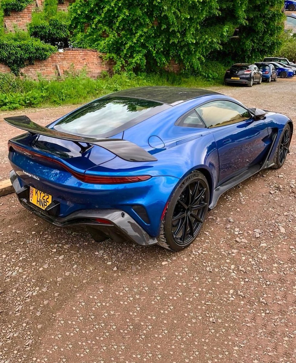 Aston Martin V12 Vantage spec'd in blue