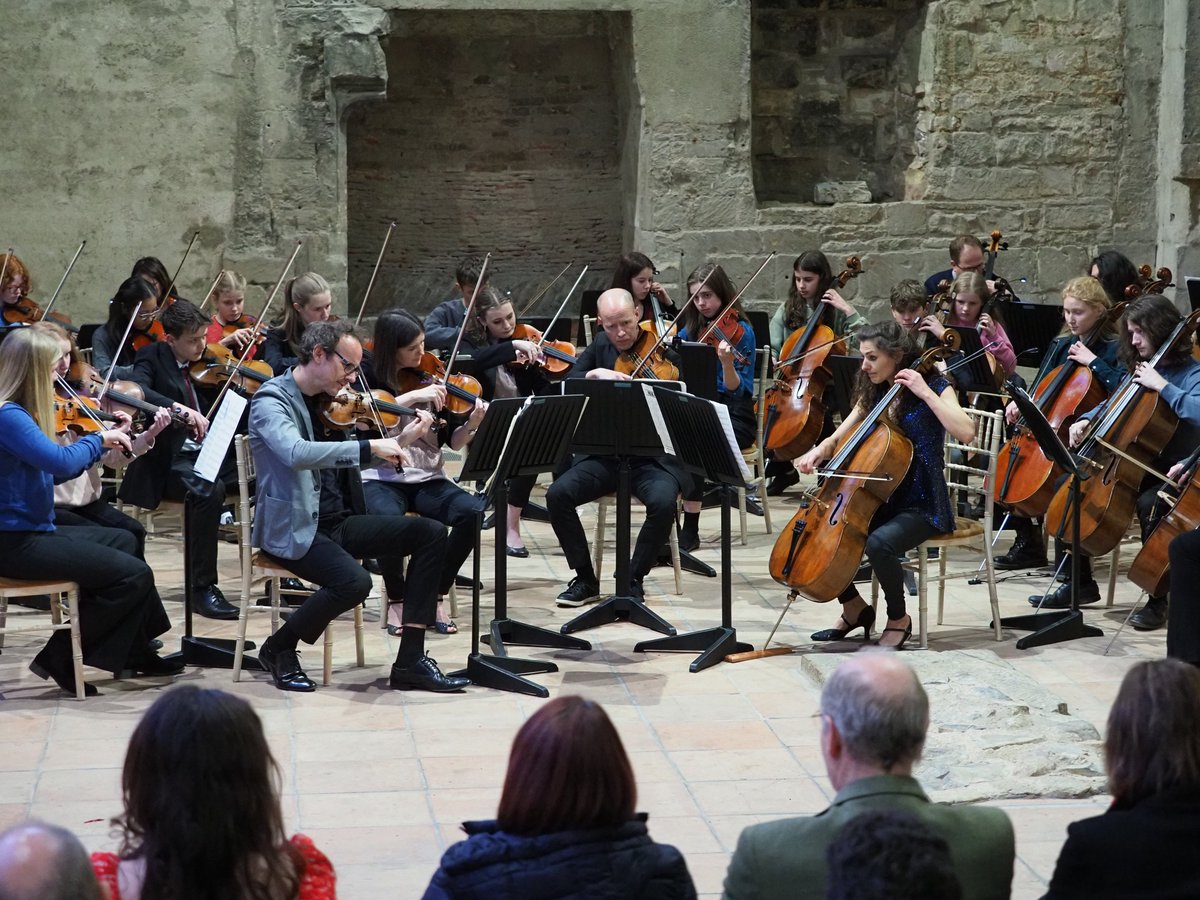 CarducciFest's tweet photo. Great pics by Steve Green Photography from our recent side by side project with @GlosAcadMusic exploring the music of Shostakovich. @GlosBlackfriars @CarducciQuartet @makemusicglos @glos_music @ace_southwest #youngmusicians #stringplaying #shostakovich #acesupported #gloucester https://t.co/jnSAuOBStp