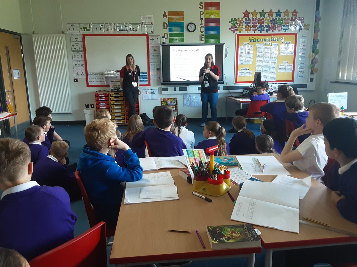 Year 6 had a visit from Youth Services today. We learned about knife crime and how to stay safe on the streets. #gcppshe #youthsafety @PrimaryGreat