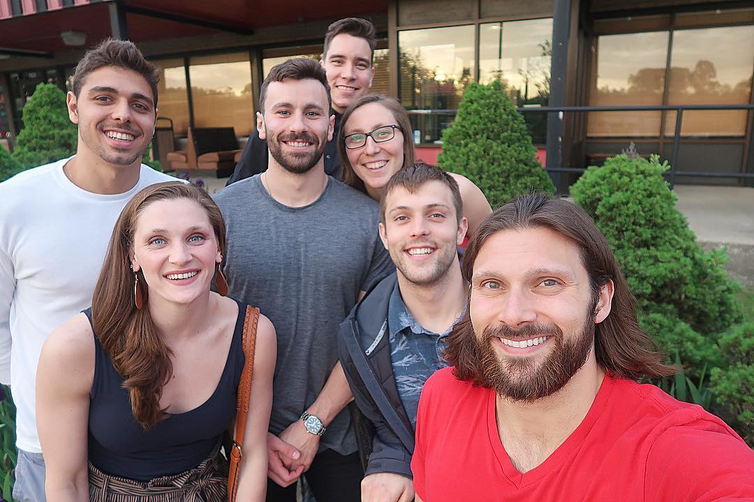 bpieronigold's tweet photo. They said it couldnโt be done, but I did it, I graduated ๐ Thank you to everyone that helped me along the way. Iโm also very thankful to have amazing friends like these to celebrate with ๐ #finallyAPro #graduation https://t.co/DuY3WrZ30C