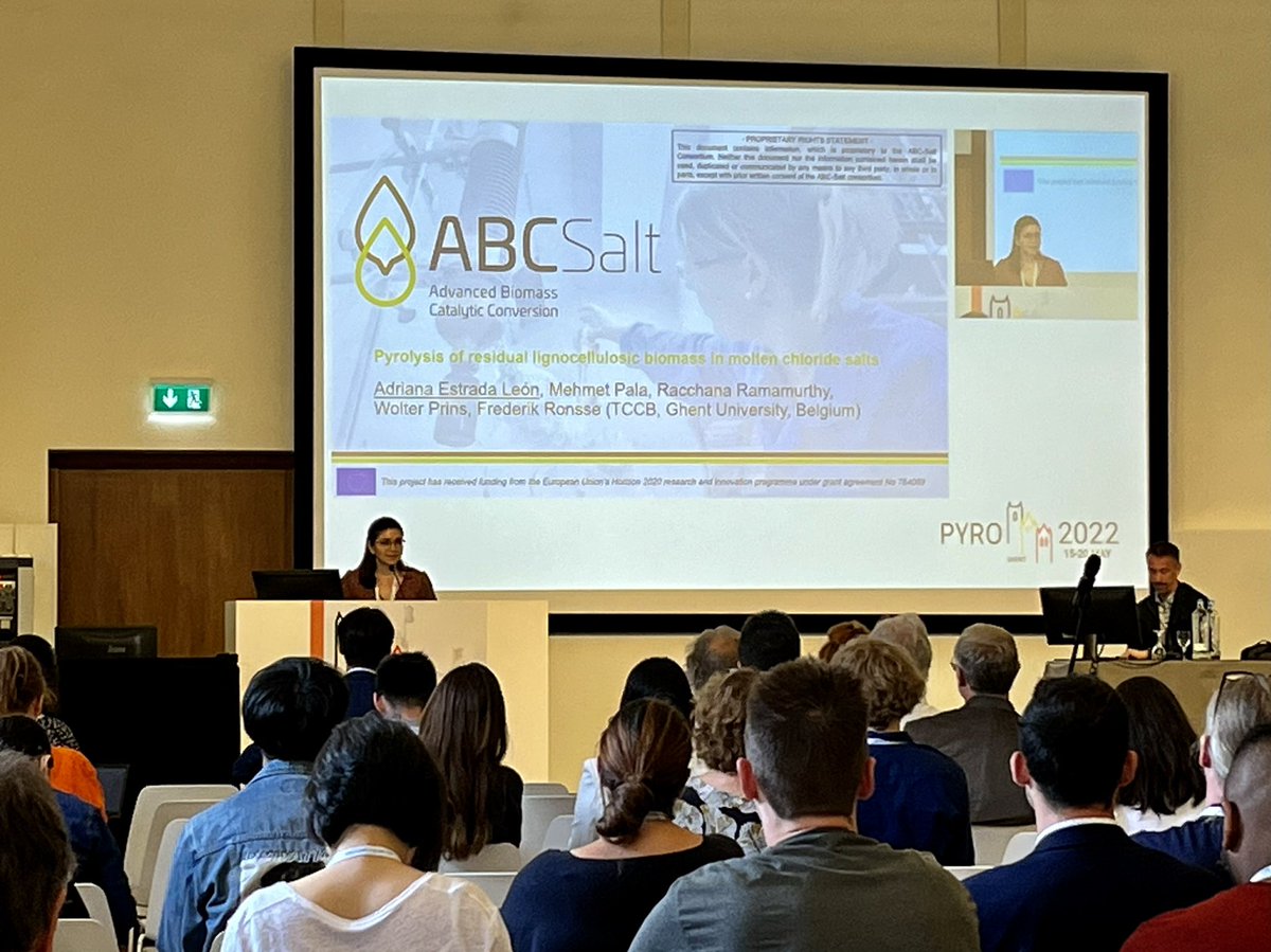 #HappeningNow in #Ghent at <a href="/PYRO_2020/">PYRO_2022</a> 🔸 <a href="/H2020_ABC_SALT/">Horizon 2020 ABC-Salt</a> PhD Student Adriana Estrada León <a href="/adriluzz1/">Adriana Estrada León</a> is sharing her research findings with the presentation on the “Pyrolysis of residual lignocellulosic biomass in molten chloride salts” 🔹abc-salt.eu
