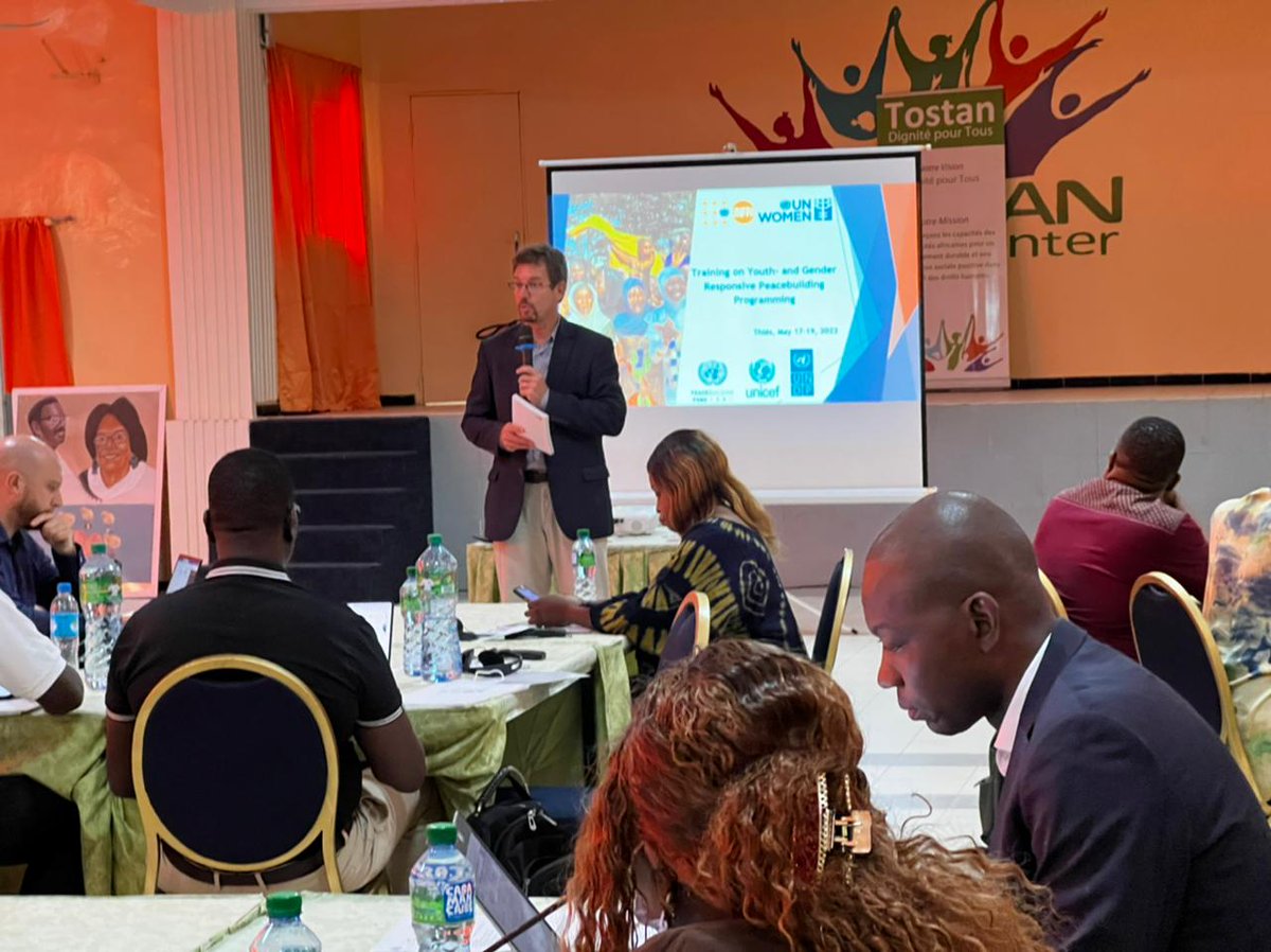 joaoscarpelini's tweet photo. The @UNPeacebuilding workshop on #youth- and #gender-responsive #peacebuilding programming is kicking off here in #Thiès🇸🇳 right now, bringing together #UN staff🇺🇳from 🇧🇮🇨🇲🇹🇩🇬🇼🇱🇷🇲🇱🇲🇷🇸🇱🇸🇳
#Women4Peace #Youth4Peace #YPS #WPS #SustainingPeace #GYPI #PBF https://t.co/EvbrN011ZR