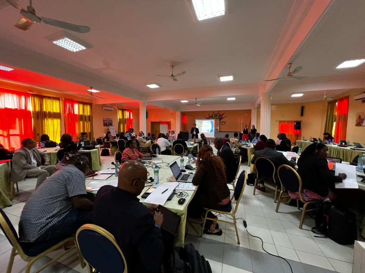 joaoscarpelini's tweet photo. The @UNPeacebuilding workshop on #youth- and #gender-responsive #peacebuilding programming is kicking off here in #Thiès🇸🇳 right now, bringing together #UN staff🇺🇳from 🇧🇮🇨🇲🇹🇩🇬🇼🇱🇷🇲🇱🇲🇷🇸🇱🇸🇳
#Women4Peace #Youth4Peace #YPS #WPS #SustainingPeace #GYPI #PBF https://t.co/EvbrN011ZR