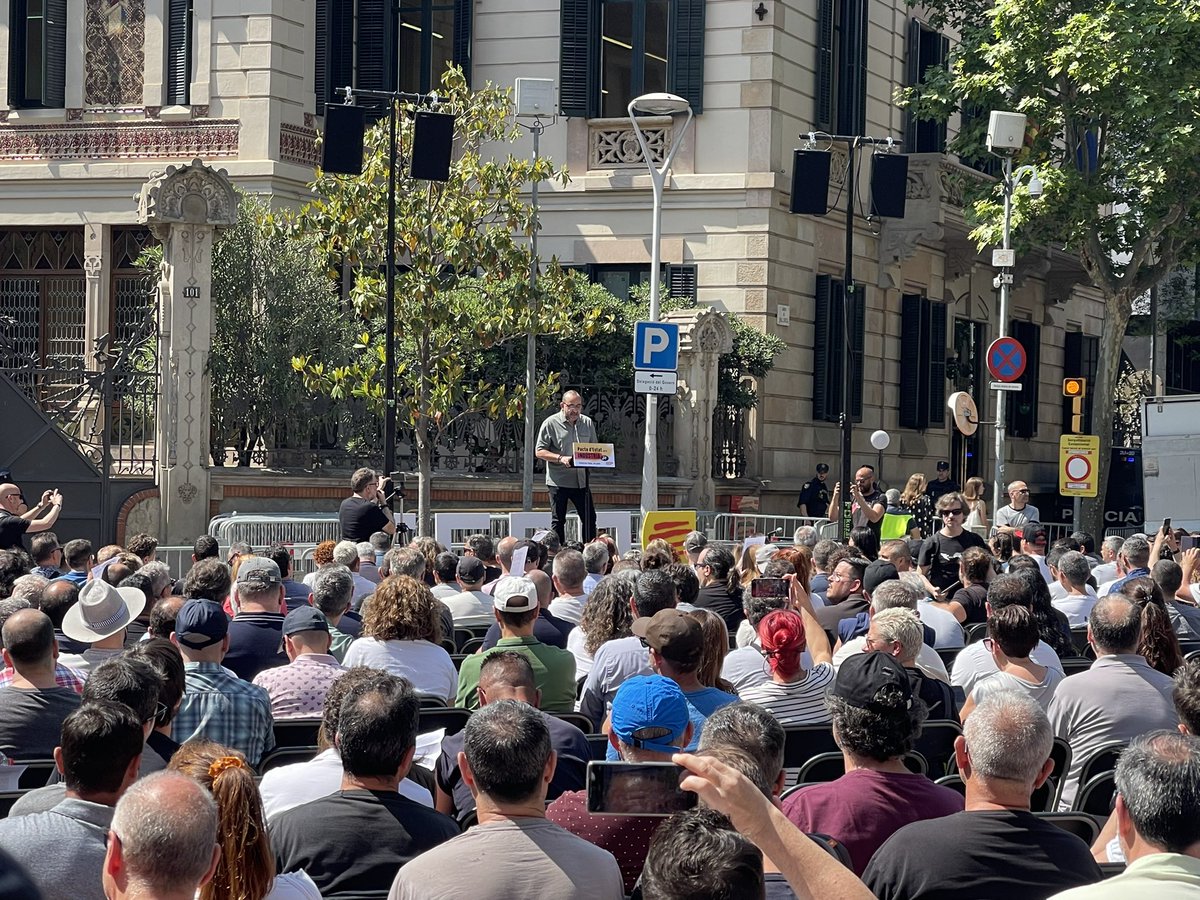 CCOONaturgy's tweet photo. La secció sindical @CCOONaturgy present a la assemblea de Barcelona.
#PactoDeEstadoYa @FICCOOCat https://t.co/wm1yFX5jBe