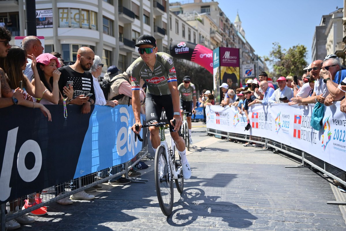 giroditalia tweet picture