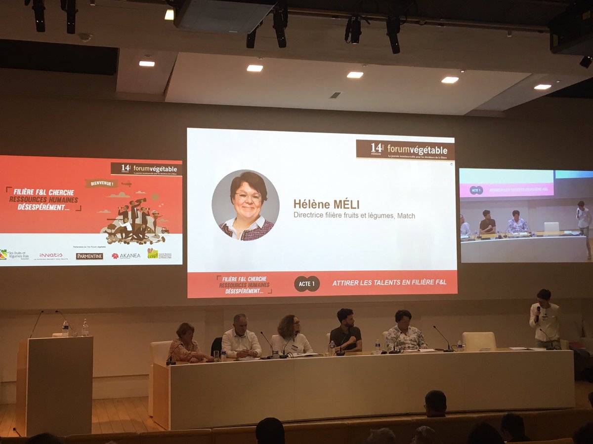 Interfel's tweet photo. [#ForumVegetable 2022] Hélène Méli, du Comité régional d’Interfel Hauts-de-France évoque les démarches de l’interprofession pour attirer les talents au sein de la filière #fruits et #légumes 🍐🥒🥦 #métiers #formation #emploi https://t.co/HOfzM5A88k