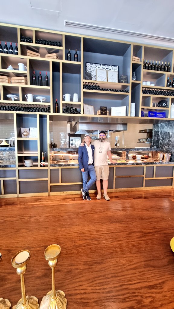 TroposFDining's tweet photo. Christos D Katsanos @MyUltraLife meets
Executive  Chef Sotiris Evagelou 
GASTRONOMY
The man behind the behind the gastronomic philosophy of top hotels and restaurants in Greece and abroad, has returned to @MakedoniaPalace introducing a new authentic experience in gastronomy. https://t.co/TiwFDK2Lvt