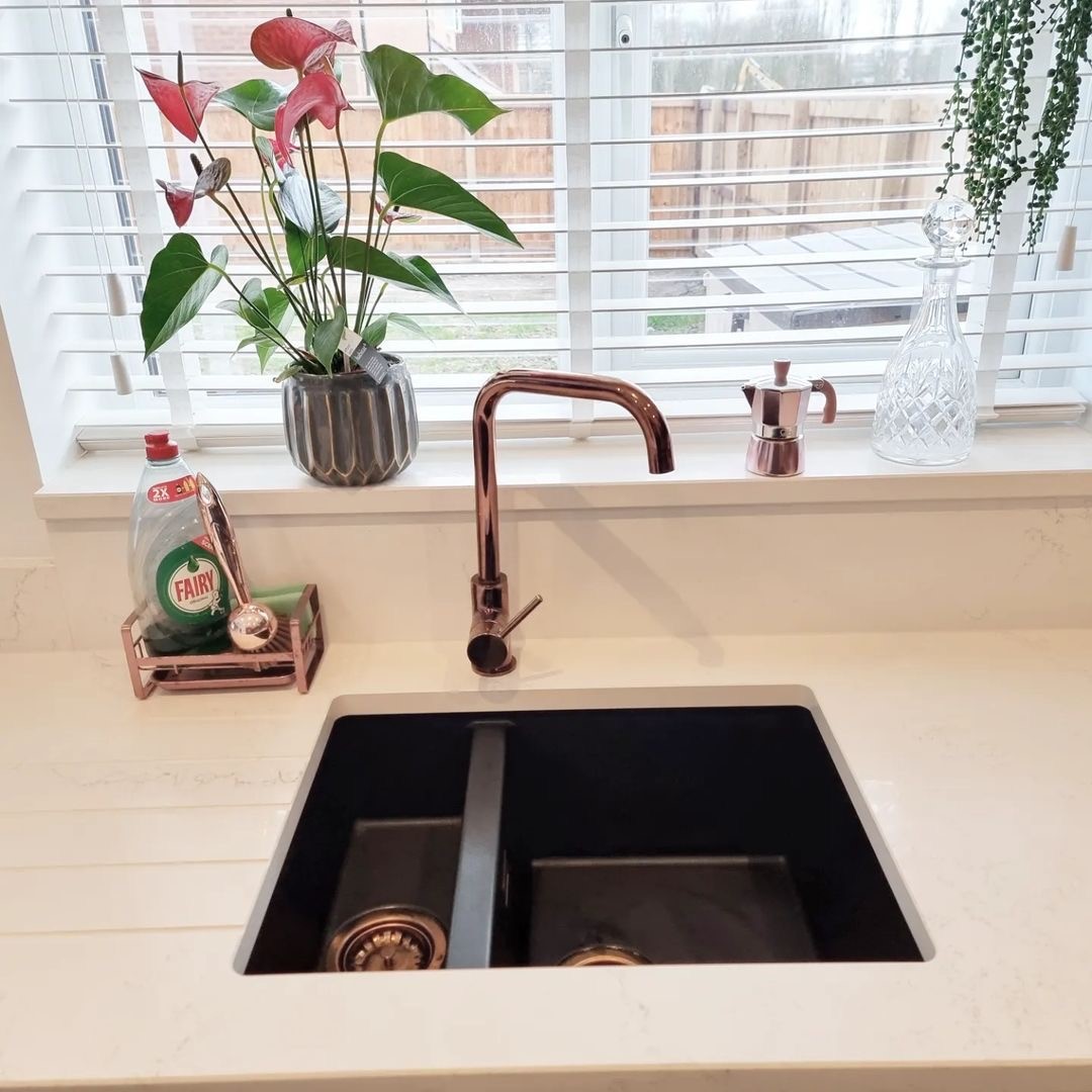 1810co's tweet photo. Love this sink area (๐ท Instagram - ourlymmhome) ๐คฉ
Cavaduo sink and Cascata Square Spout tap๐ฅ
#1810Company #Sinks #Taps #Kitchens #KitchenDesign #KitchenLiving #KitchenTrends #KitchenInspiration #LuxuryKitchens #NewKitchen #DreamKitchen #HomeDesign https://t.co/welhEOIXBd