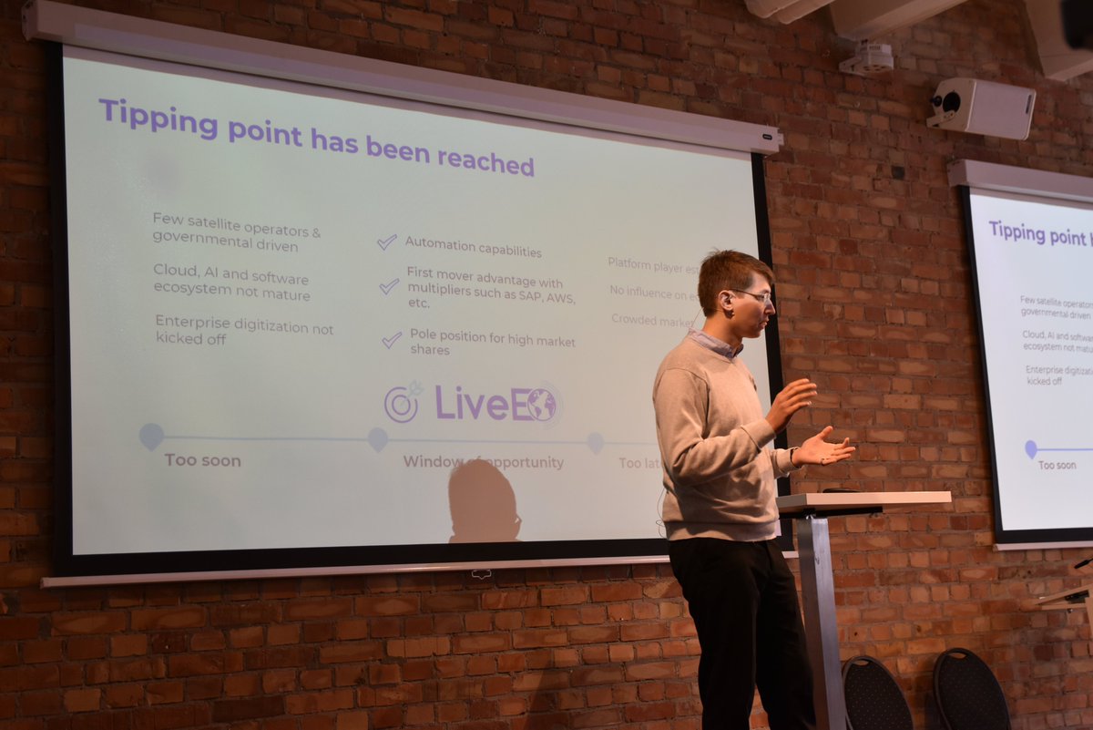 ESABICBavaria's tweet photo. To conclude the first set of Series A pitches at the #ESAInvestorForum are:

Wolfgang Teichmann - @ktw_systems 
Lars Holger Engelhard - @FutureBoats 
@SvenPrzy - @LiveEO_space 

#ESABICBavaria #startupmeetinvestors #ESAnetwork https://t.co/ysJhIRQduH