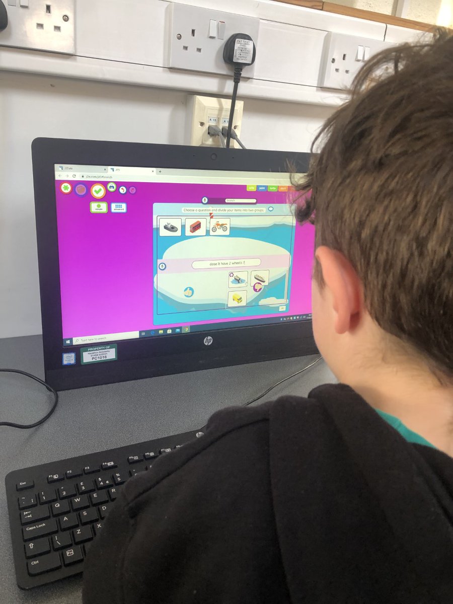 Year 3 are exploring branching databases on #J2Data today. They selected objects, then grouped those objects using yes/no questions to arrange in a branching database structure and finally tested to see if it works! <a href="/just2easy_com/">Just2easy 🚀</a> #STEM #Computing @WeAreComputing@HamiltonAcadY3