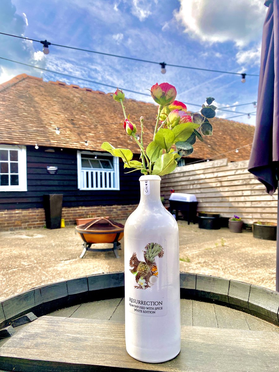 theginkitchen's tweet photo. On clement days at the Gin Kitchen, we throw open the panoramic windows of the Orangery Bar to greet guests and the sunshine. G&amp;Ts are sipped on the characterful terrace alongside the 170 year-old heritage farm buildings and the rustic courtyard. https://t.co/g4AoYNetZ3