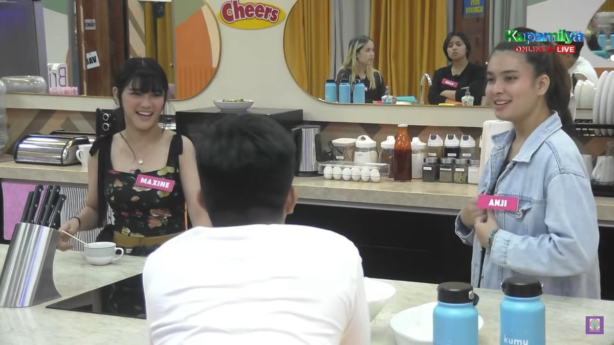 PBBabscbn's tweet photo. Usaping puso naman ang kwentuhan nila Anji. Ayiee #PBBMergeNewFriends https://t.co/4cJQuvnvqZ