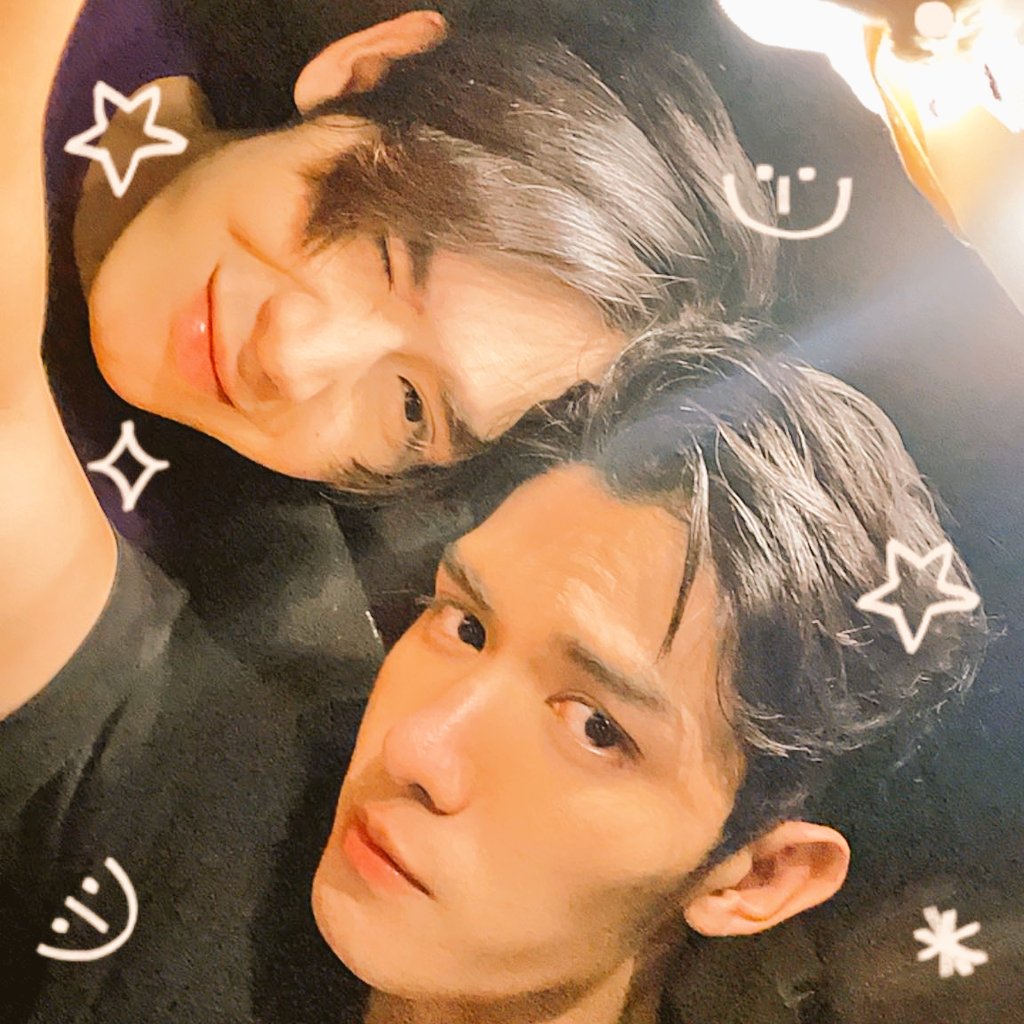 netxjames's tweet photo. when the whole world knows about them and they get a huge fanbase, ill remember the small circle we had here before their series airs ٩꒰｡•◡•｡꒱۶

#NetJames #เน็ตเจมส์ 
#netsiraphop #JamesSu https://t.co/4pVkTY5sJ4
