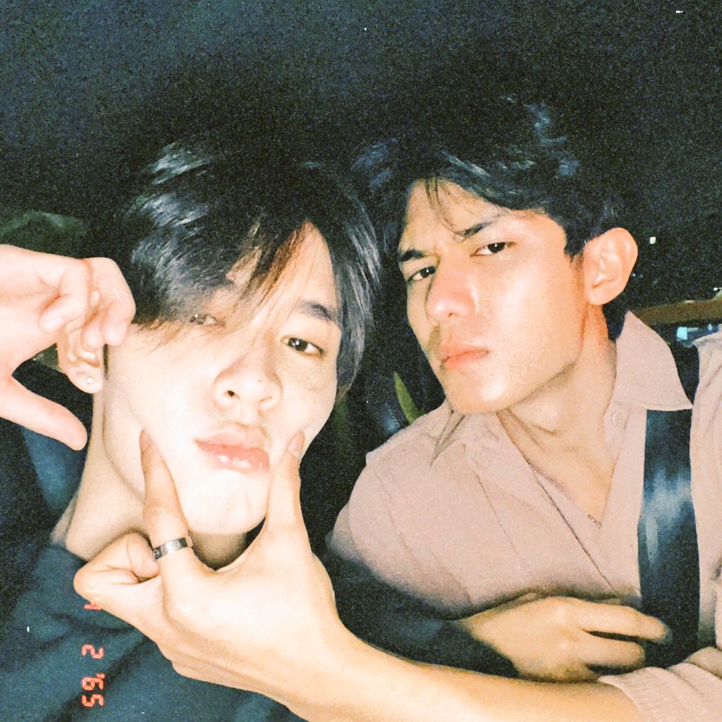 netxjames's tweet photo. when the whole world knows about them and they get a huge fanbase, ill remember the small circle we had here before their series airs ٩꒰｡•◡•｡꒱۶

#NetJames #เน็ตเจมส์ 
#netsiraphop #JamesSu https://t.co/4pVkTY5sJ4