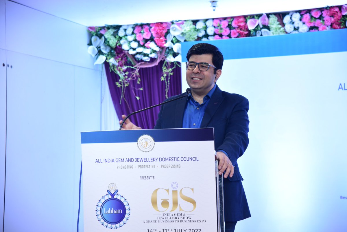 GJCIndia's tweet photo. An interactive #LabhamSeminar held along with #GJSJewellersMeet successfully concluded today at #Dadar. The jewellers participated actively in the discussions and also showed their support towards the upcoming GJS Show.
.
#GJC #GJS2022 #GJSJULY2022 #HumaraApnaShow https://t.co/j1fdorNzW6
