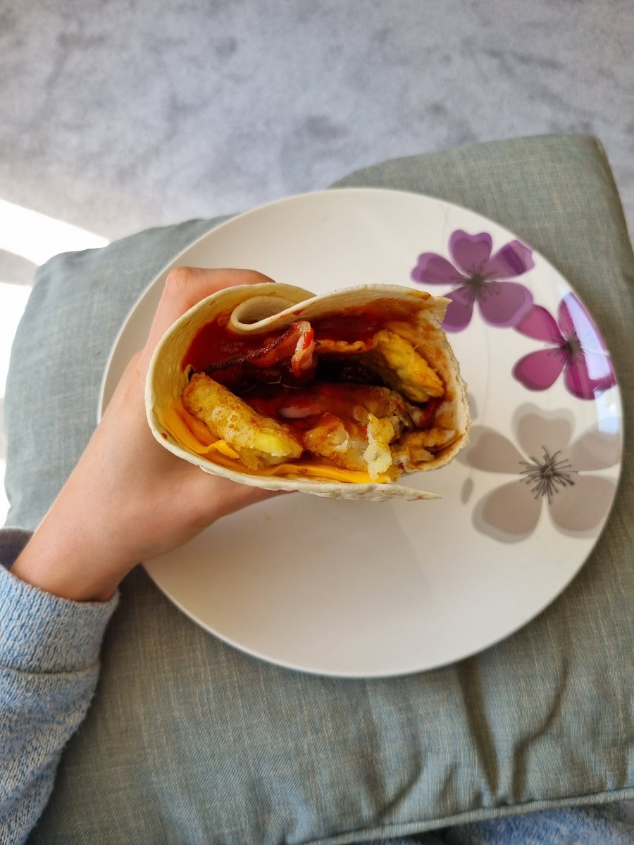 Beth_Marie's tweet photo. @McDonalds You took the best thing off the breakfast menu, so we had to make our own! #bringbackbreakfastwrap #breakfastwrap #breakfastofchampions https://t.co/QyhkSZ2hrx