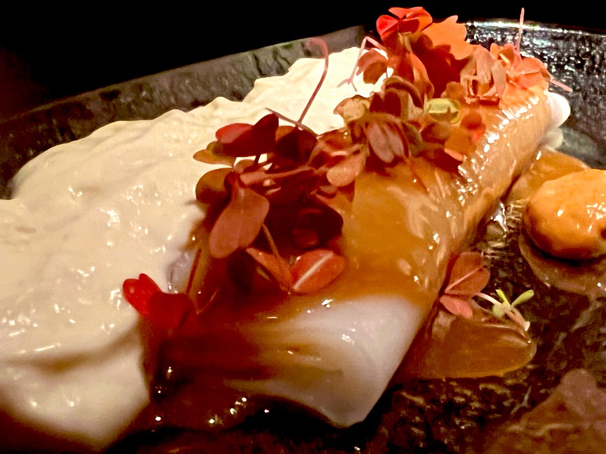 El mejor cocinero del mundo según <a href="/TheBestChef_/">The Best Chef Awards</a> <a href="/Dabizdiverxo/">Dabizdiverxo</a> inaugura #RavioXO en  #Madrid un local donde descontextualiza la #pasta y la trata de otro modo ¡Vivan la fusión global y los mejores dumpling de la ciudad! Mi crítica hoy gastroactitud.com/restaurante/ra…  <a href="/GASTROactitud/">GASTROactitud</a>