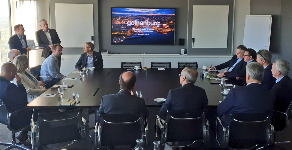 Great to kick off our visit to VECS - An early start for day 1 at breakfast with <a href="/BRGGothenburg/">Invest in Gothenburg</a> and the eight Irish companies visiting Sweden! #IrishAdvantage