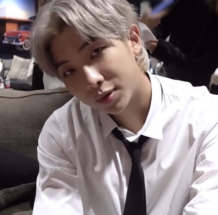 doll namjoon tweet media