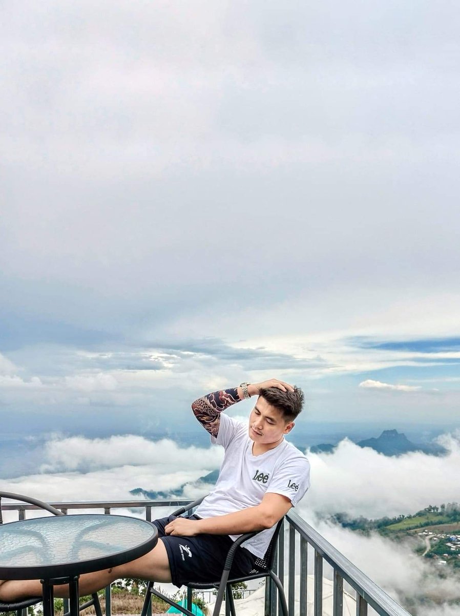 Desert_wolf16's tweet photo. ⛰️🌫️🌨️🌬️☁️ https://t.co/c0fMIbPio0