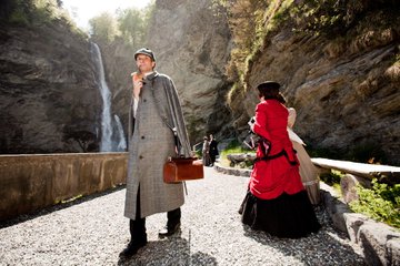 STMediaCH's tweet photo. Eine Wasserdusche gefällig!
Wie wärs mit dem 120 Meter hohen und gischtsprühenden #Reichenbachfall bei #Meiringen!
Für alle #SherlockHolmes-Fans die ultimative Pilgerstätte! Mit 1899er - Nostalgiebahn erreichbar!
@JungfrauRegion @madeinbern
https://t.co/IoA1fw3VDs https://t.co/gFrHnGM32I