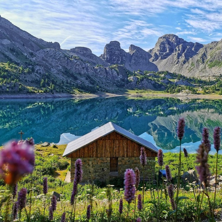 MaRegionSud's tweet photo. 👋Bonjour la Région Sud !
📷julie.hike
#parcnational #mercantour #hellolesud #regionsud #cacestlesud https://t.co/vZjKprU0QV