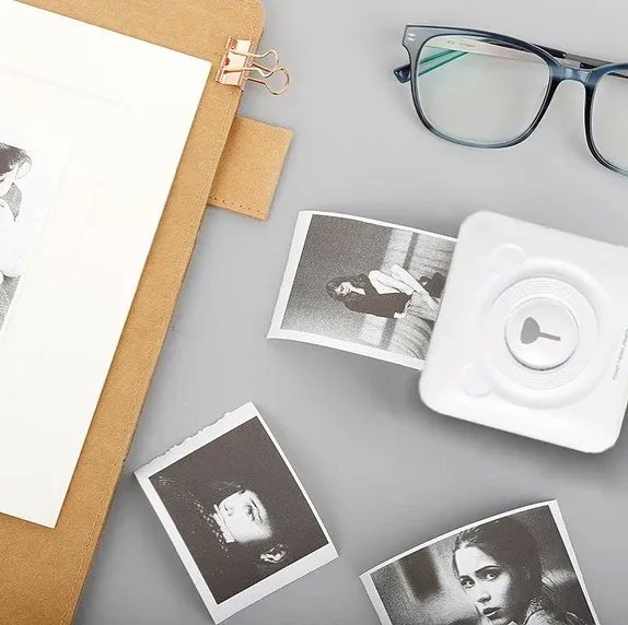 PeriPage_PP's tweet photo. Love the vintage black and white look! 🥰
.
Check the link in our bio to find out more! 🐻✔️
.
Follow: @peripagepocketprinter ⬅️
.
Do you want to be featured too? Tag @peripagepocketprinter and show us your creative work! ⭐️
.
.
.
#peripagepocketprinter #pocketprinter https://t.co/68mkrmUAcT