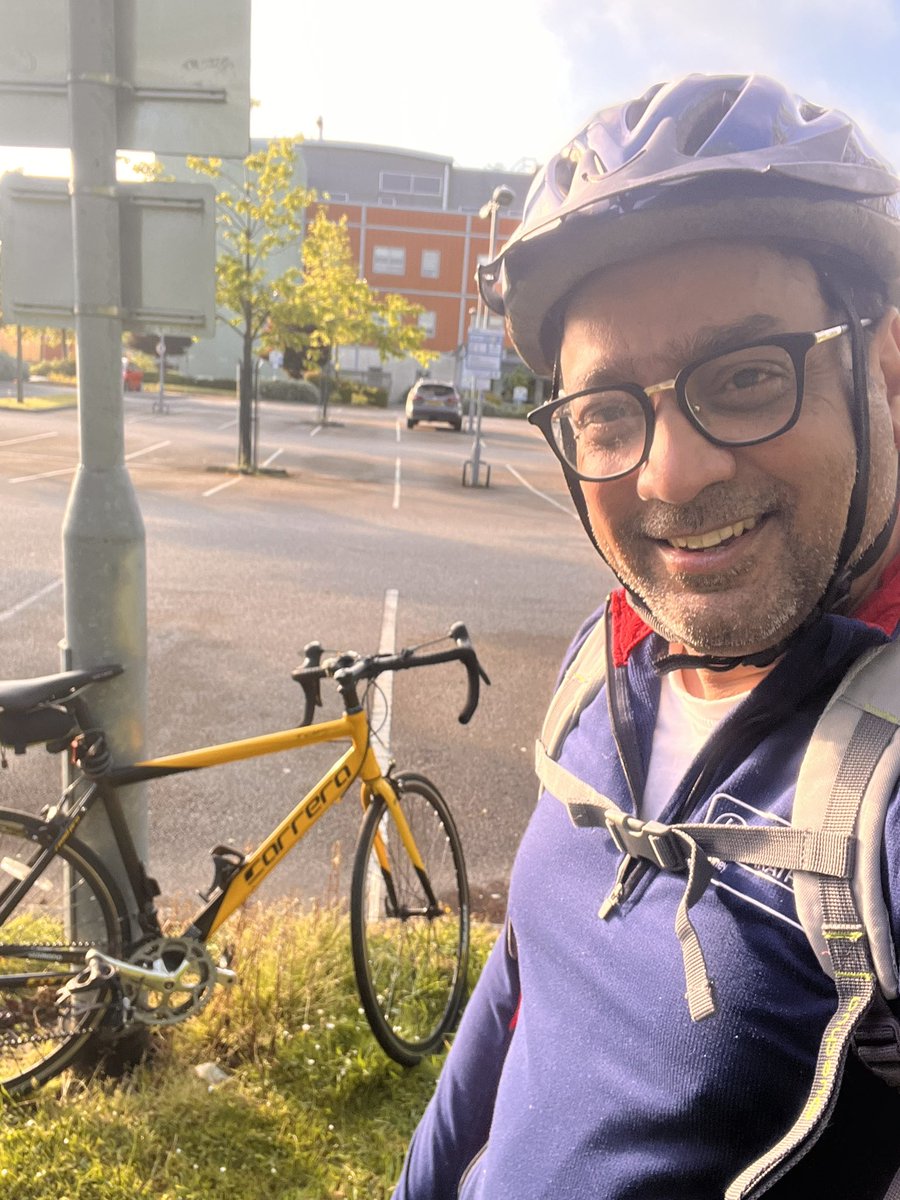 doc_alok's tweet photo. Day 2 #CycleToWork #CSTM @WHHNHS #CarFreeWeek https://t.co/VNtFy5BnWX