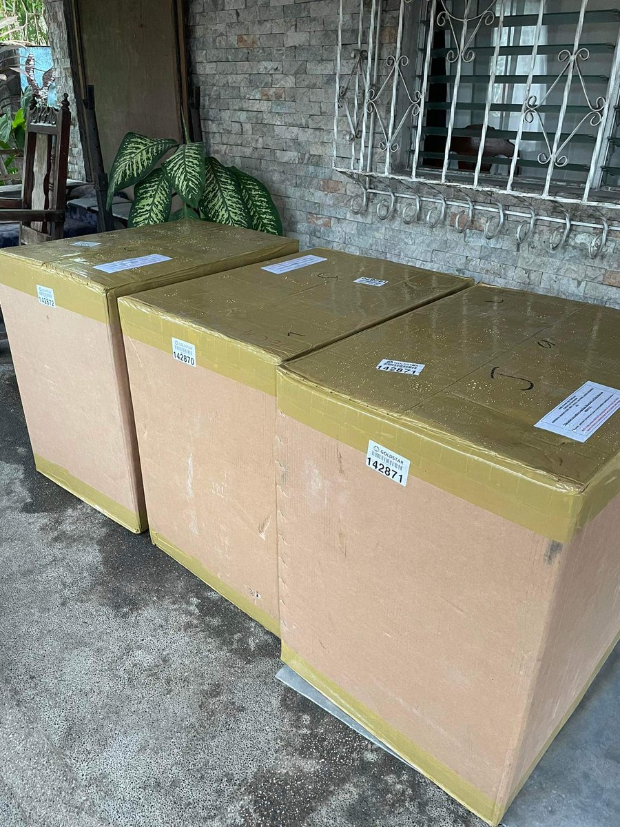 purpleballoonph's tweet photo. Good Afternoon! #PBPUpdates
Boxes 13, 14 and 15 already at my PH Add. It will be sorted all over the weekend and the ff week will be arranging all the shipments. Please give me time to sort and pack your items as these boxes will take me time to sort out po. https://t.co/IDTosGM76Q