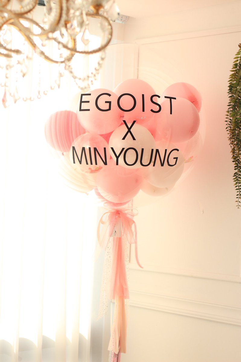 keia__la's tweet photo. 🎈#EGOIST #ParkMinYoung #에고이스트 #박민영

여신 박민영님 소중한 피드인증샷💜
에고이스트에서 모델 박민영님 촬영을위해 
준비해주신 자이언트 버블헬륨풍선입니다🎈

More details &amp; Inquiries &amp; Order ➡️ INSTAGRAM @Kaia__la

#광고촬영 #강남풍선 #연예인서포트 #조공선물 #balloon https://t.co/n5pBdiN7Do