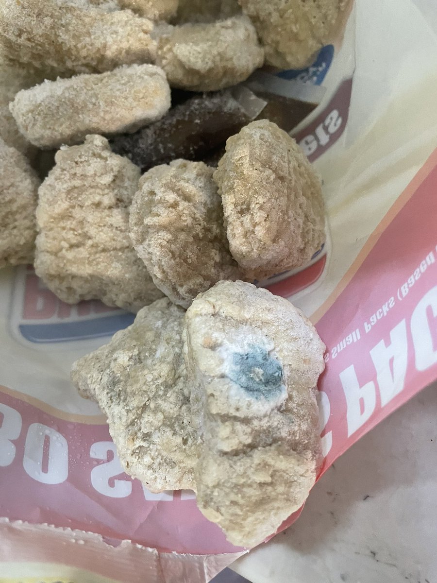 IRaiseEL's tweet photo. @PurefoodsPH what kind of joke is this? Your nuggets are my kids’ favorite and I open up a bag to see these moldy pieces, you planning to make kids sick? #rottenfood #moldy #foodporn https://t.co/Wxqslb8RXt