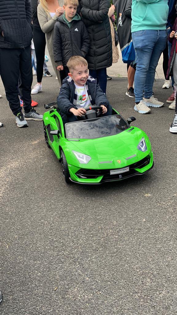 action4harry's tweet photo. Just look at that smile 🥰💙my superhero 🦸‍♂️🥰 https://t.co/3OUoSKAWDR