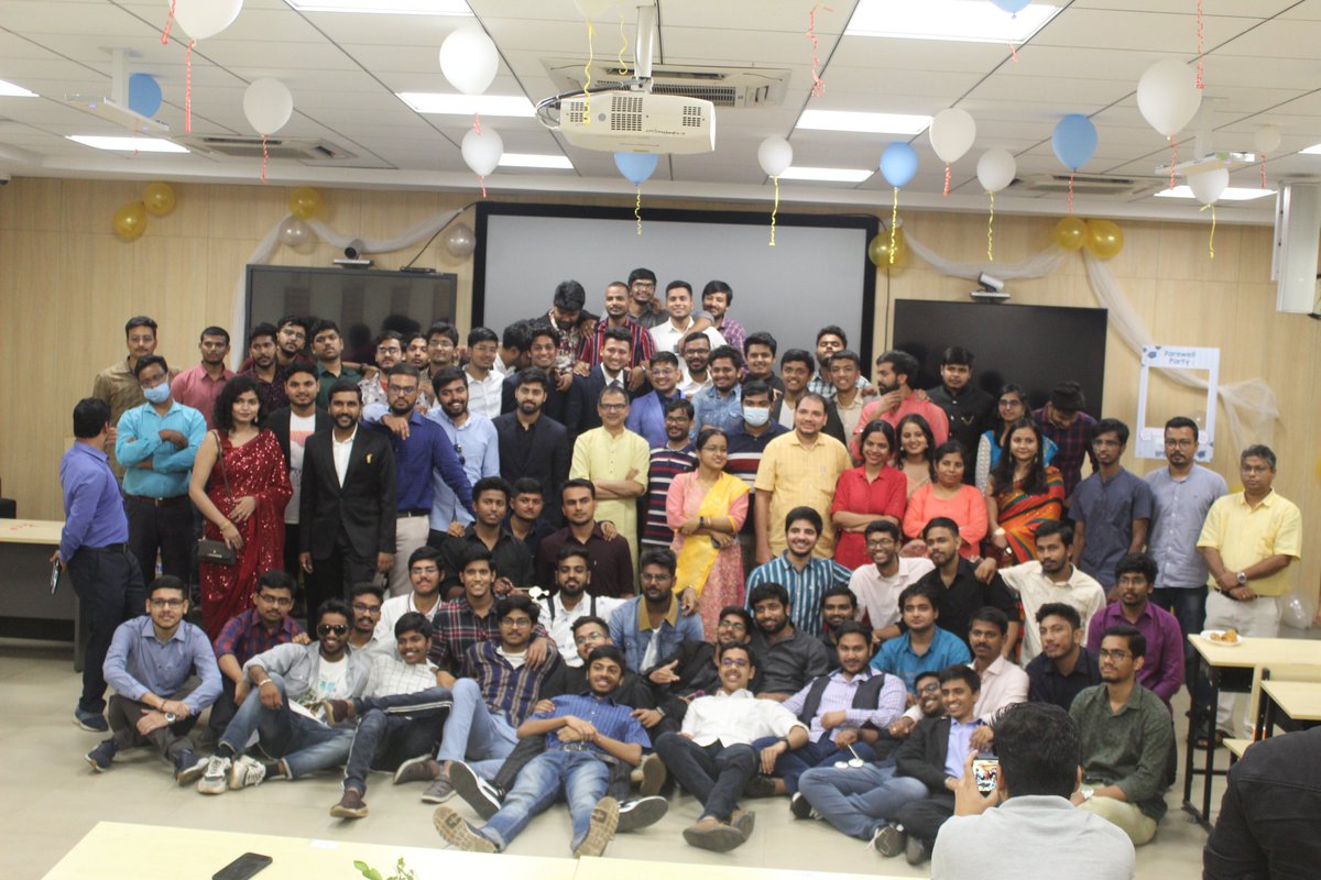 IIPE_vizag's tweet photo. It's official now, you are cool enough to start your next adventure after COLLEGE ๐. All the best for your future endeavors. Stay happy, Stay Connected!
#iipevsp #iipecultural #farewell https://t.co/McIVyRAs56