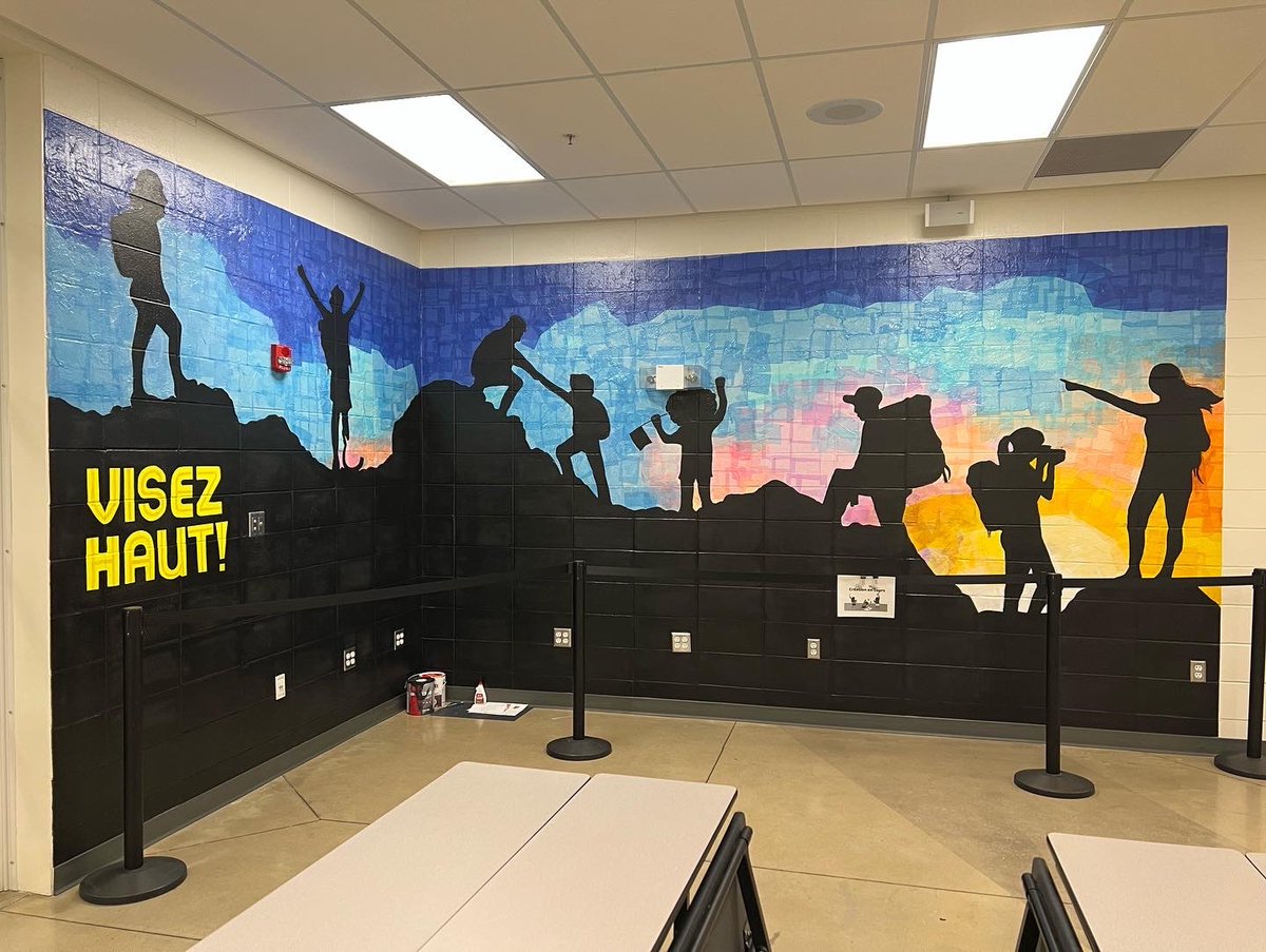 indexdeco's tweet photo. La murale @Ecole_AT est complétée. Merci au programme #passepArt et au CAVA pour avoir permis ce projet artistique avec les élèves! #stalbertAB #mural #CSCNinfo #yegartist https://t.co/p1zguIuftv