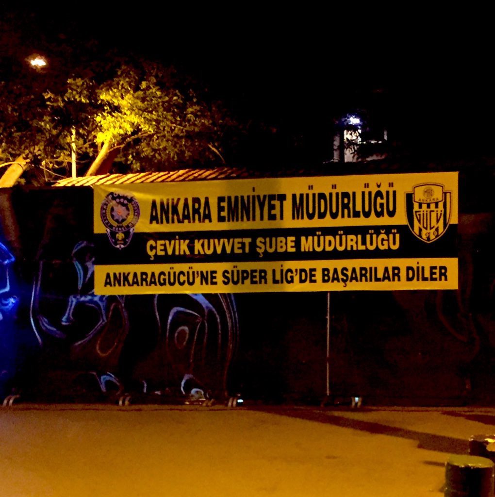 m3vzu's tweet photo. Abiler kardeşler arasında bazen anlaşmazlıklar olabilir ama Ankara Çevik, Angara Gücü’nü hep sever :) 

Başarılar @Ankaragucu 👏🏻 https://t.co/OVL3HyWkZ5