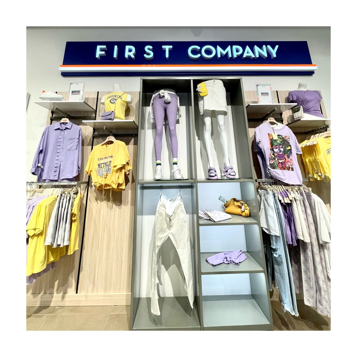 yalovaozdilek's tweet photo. Gençlerin enerjisinden ilham alan First Company ile şıklığı yakalayın!✨
#Özdilek #yalova #firstcompany #erkekmodası ##kadinmodası https://t.co/UxZj3h25iS