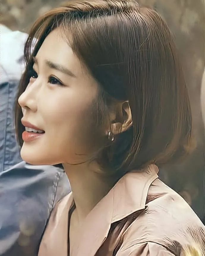yooinna_lover's tweet photo. She’s so cute I wanna hug her pls 😭😭❣
#yooinna
#유인나
#snowdrop
#kangchungya
#yooinnafan
#yooinnafans
#yooinnafanpage
#yooinnafanclub
#Sinabrodreamoperator
#시나브로꿈조작단
#TouchYourHeart
#LeeJongsuk
#우리_사이 https://t.co/TCCYzi5fJq