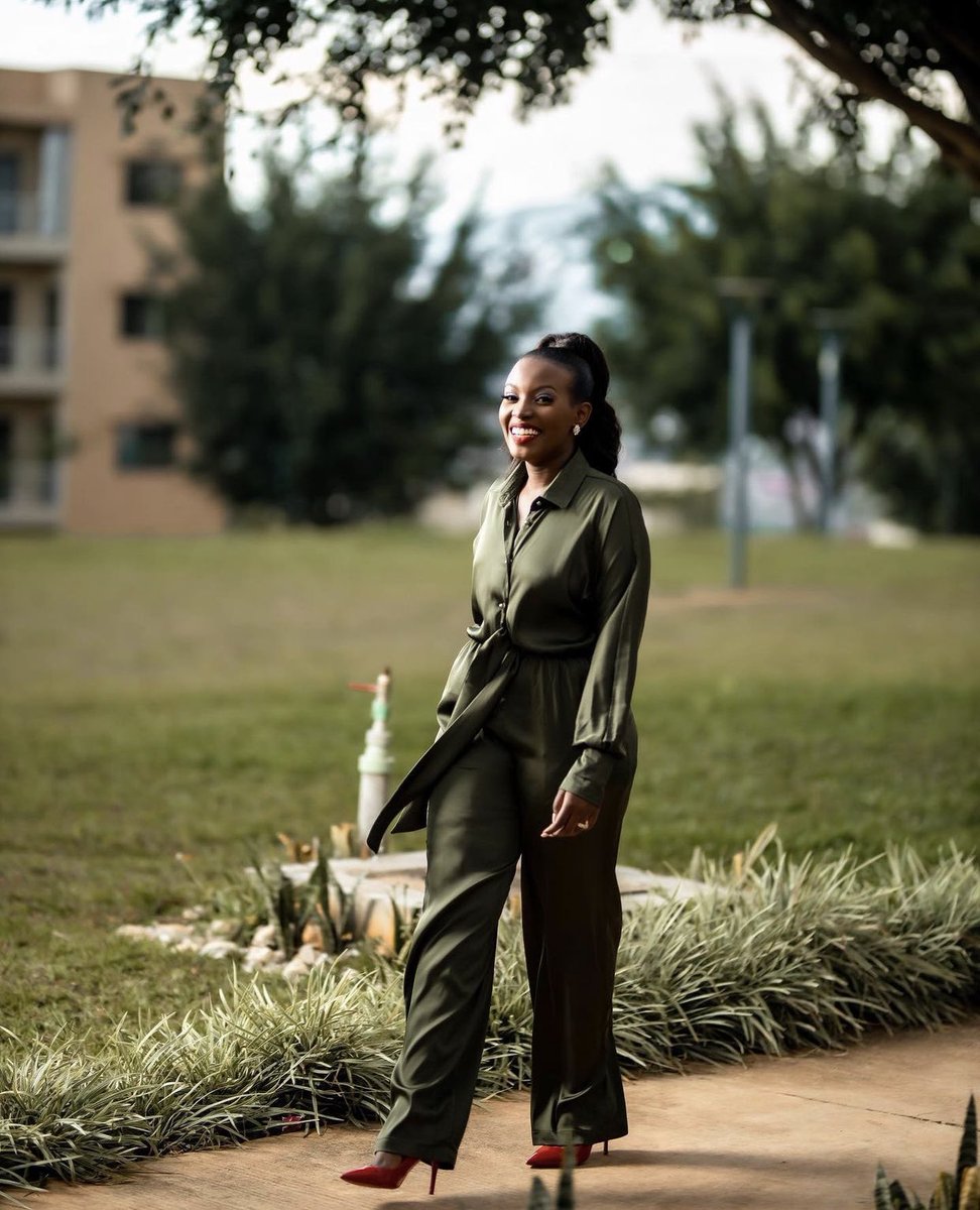 CollectionsRin's tweet photo. We got the best jumpsuit for ladies.
Simple , classy and comfortable😍
It’s #madeinRwanda 
We got you covered! 
Tugane tugufashe kuberwa😊 https://t.co/ZYFUTNiTNX