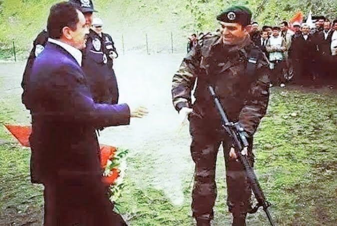 En büyük umudumuzu, en samimi duamızı, en güzel şiirimizi, en eski türkümüzü ve en yanık ağıdımızı bizden çalan töresi bozuk bu devrandan, bir Muhsin Yazıcıoğlu alacağımız var...