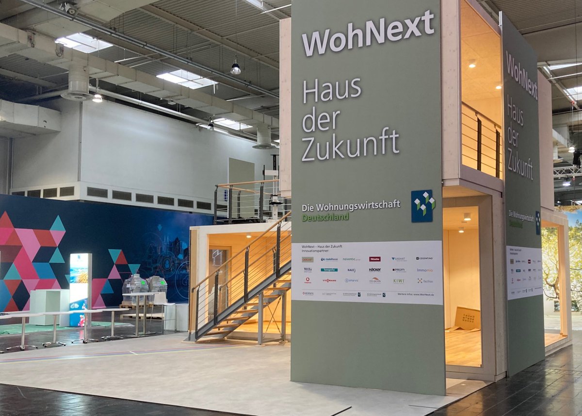 Heute ziehen die #Innovationspartner der #Wohnungswirtschaft in das #WohNext – #HausderZukunft ein. Und morgen geht es los auf der REAL ESTATE ARENA in Hannover. Alle Partner auf WohNext.de