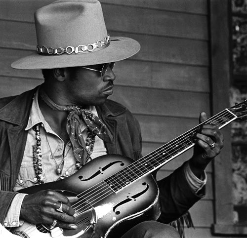 Happy birthday Taj Mahal 80 today 