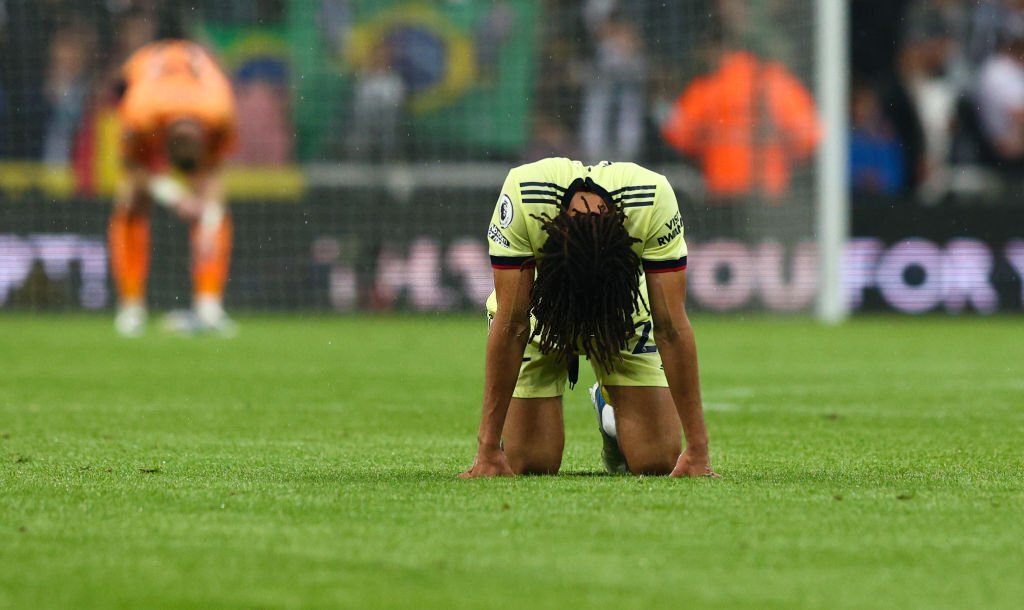 APresserV2's tweet photo. The morning after 💔 https://t.co/hvUenEOE41